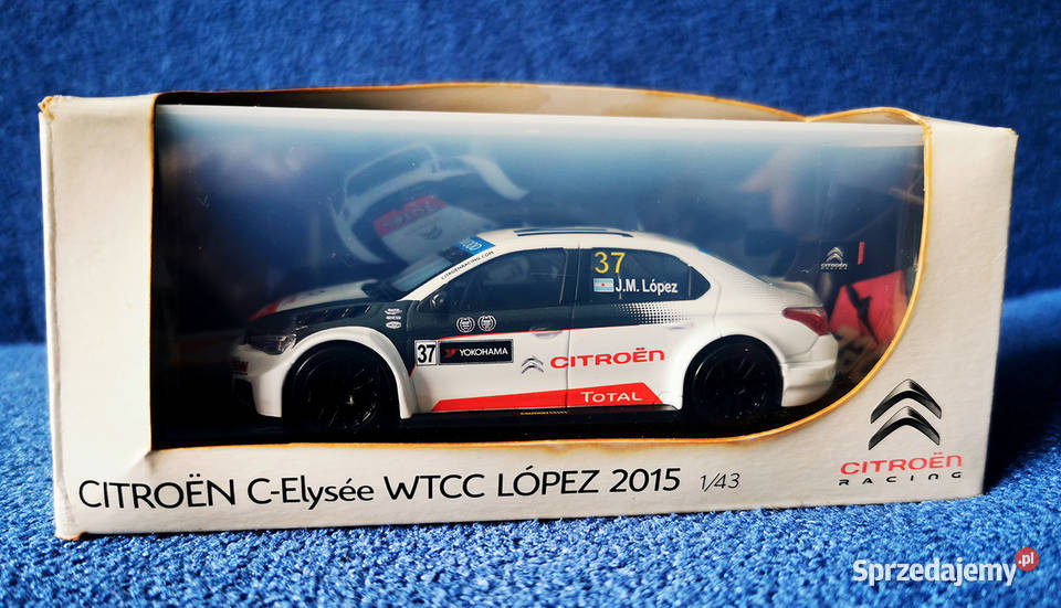 Kolekcjonerski model samochodu wyścigowego