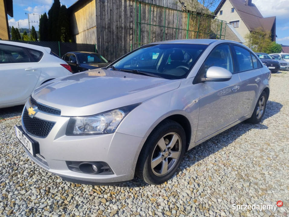 Chevrolet Cruze 18 140Sedan