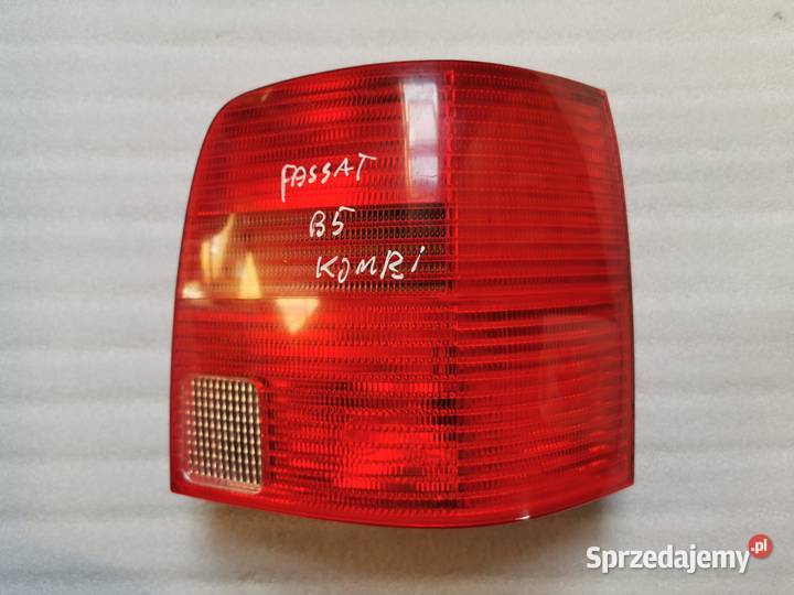 Lampa Prawy Tył Tylna Prawa VW Passat B5 Kombi mazowieckie Wyszków