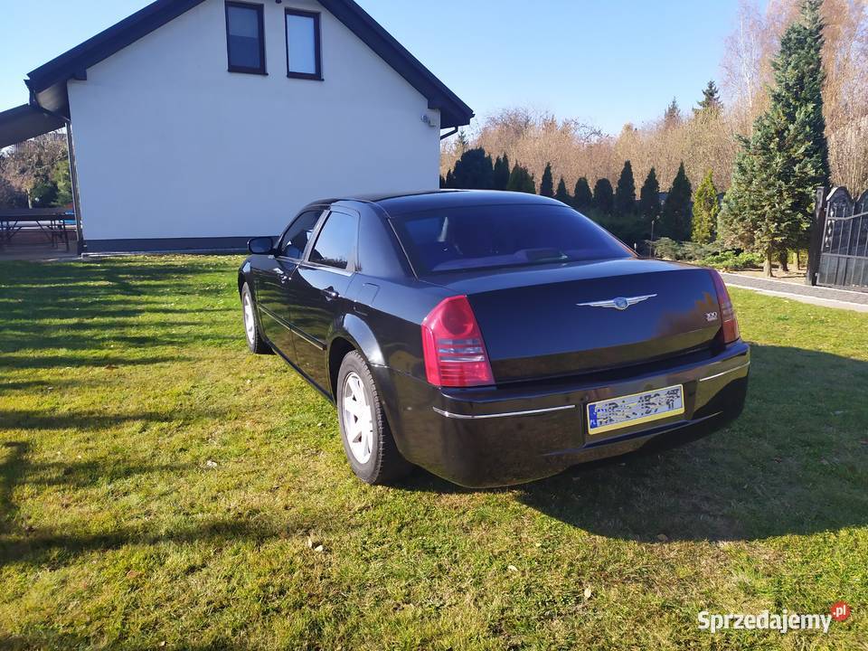 CHRYSLER 300C TOURING SEDAN Rok produkcji 2005 mazowieckie Iłża sprzedam
