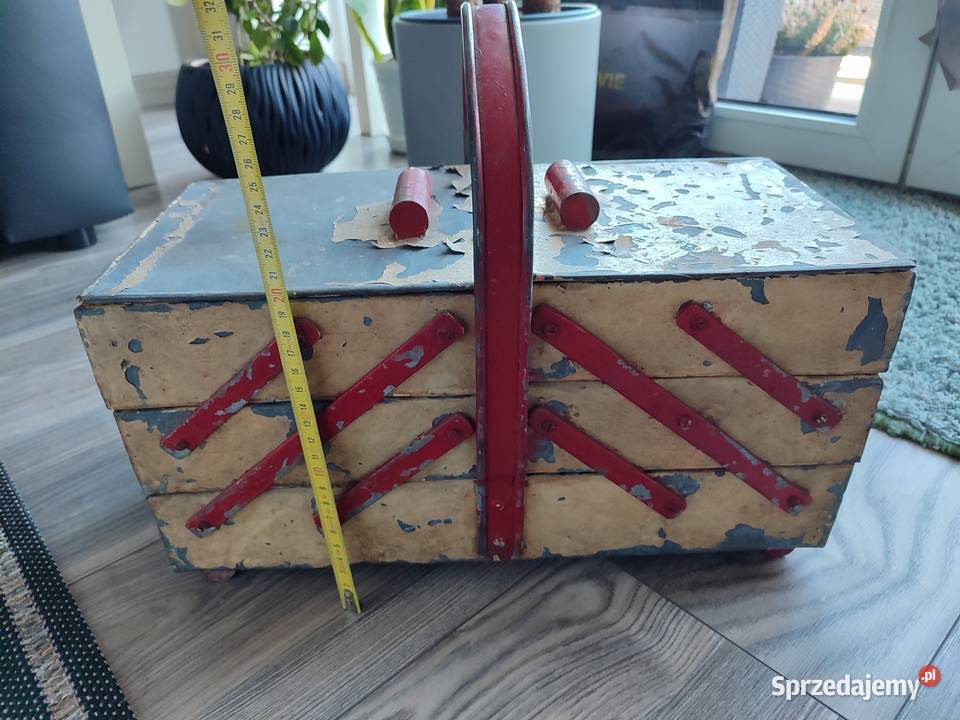 Poniemiecka niciarka krawiecka Zielona Góra sprzedam