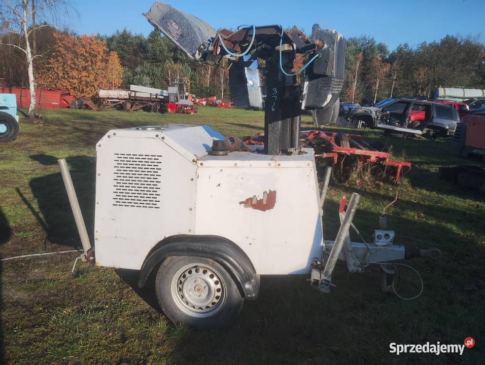 Maszt oświetleniowy z agregatem prądotwórczym Słowiki Stare