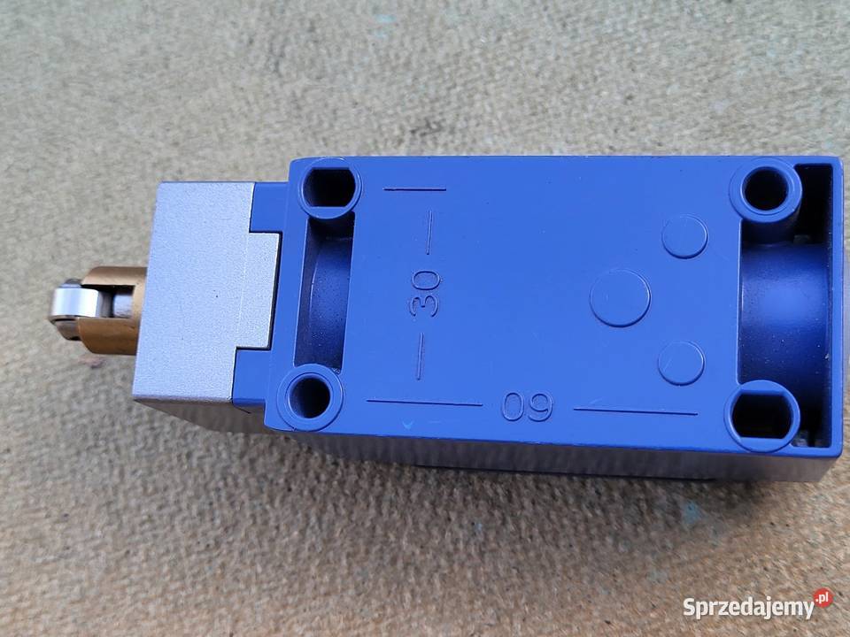 Wyłącznik krańcowy XCKJ firmy Telemecanique Nakło nad Notecią