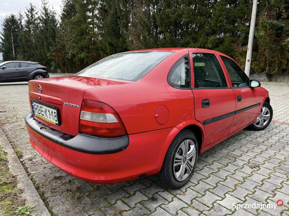 Opel Vectra 16 8V z Gazem Opłaty Ważne podkarpackie Dębica sprzedam
