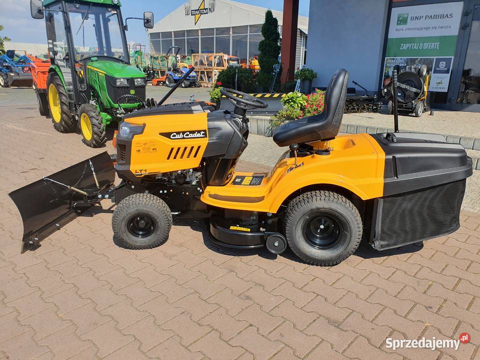 MiniTraktorek kosiarka pług śnieżny Cub Cadet Kobiele Wielkie