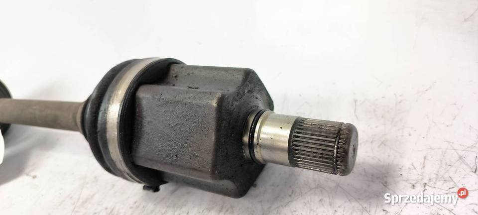 PÓŁOŚ LEWA PRZÓD VOLKSWAGEN PASSAT B8 RLINE Lipno