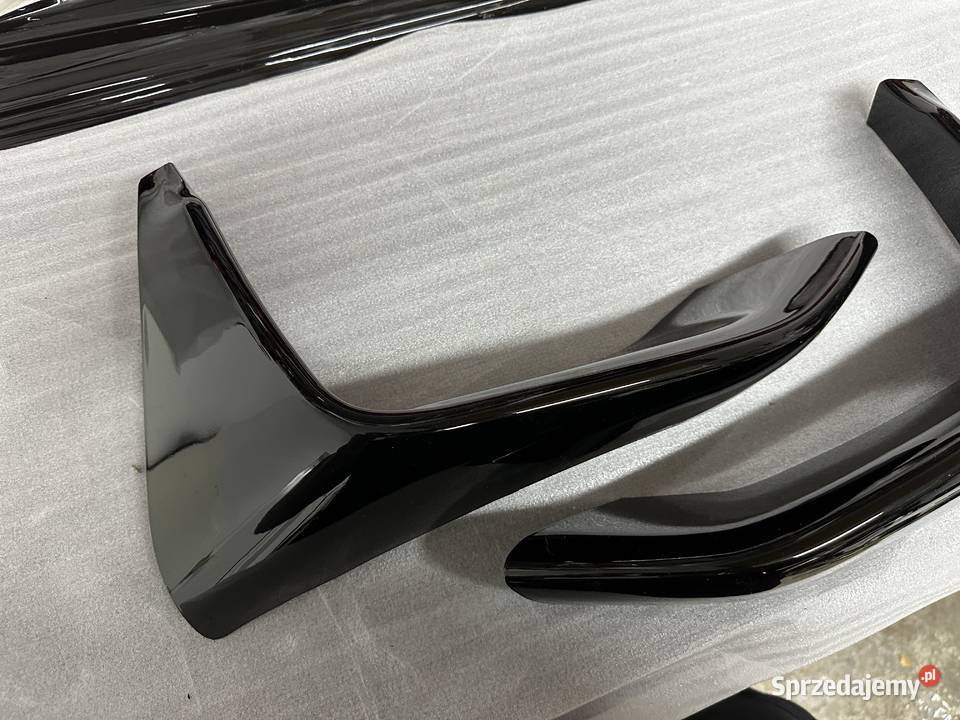 Splitter boczne zderzaka przedniego BMW M3 M4 osobowe wielkopolskie Pleszew sprzedam