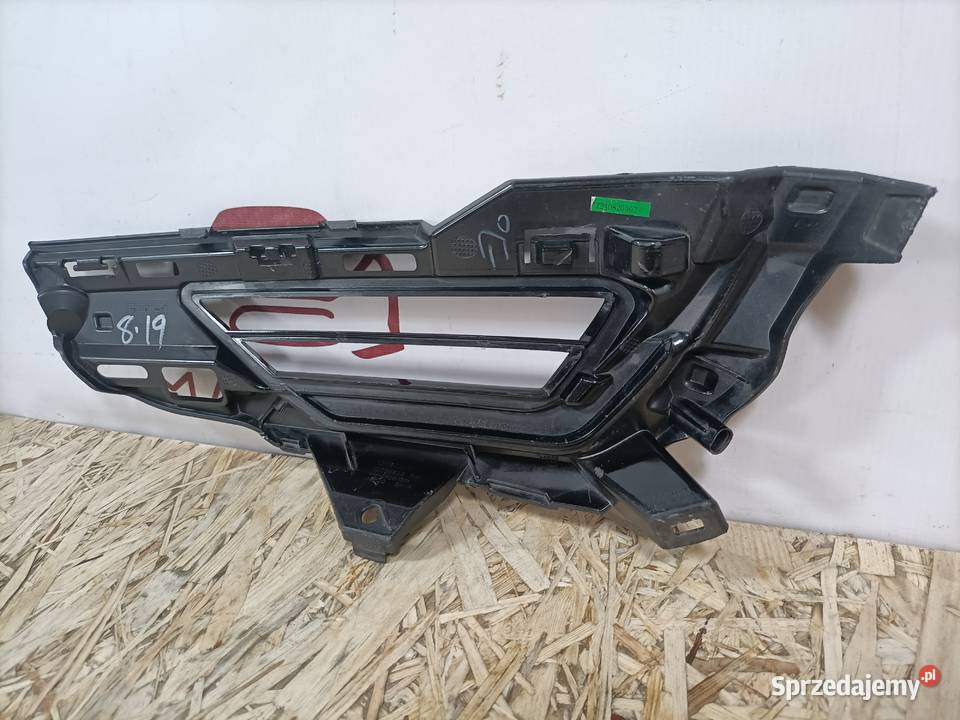 VOLVO XC60 II LIFT RDESIGN KRATKA ZDERZAKA PRAWY Pleszew