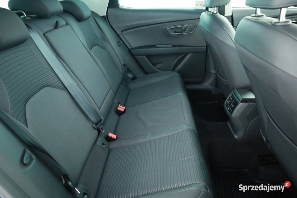 Seat Leon 15 TSI światła LED