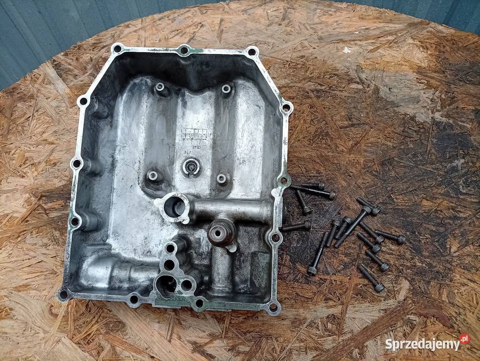 Suzuki gsx 1100r 89r Miska olejowa łódzkie Tomaszów Mazowiecki