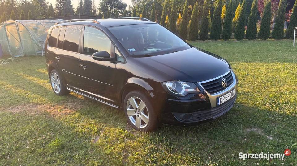 VW Touran 2010 7os małopolskie Stadniki