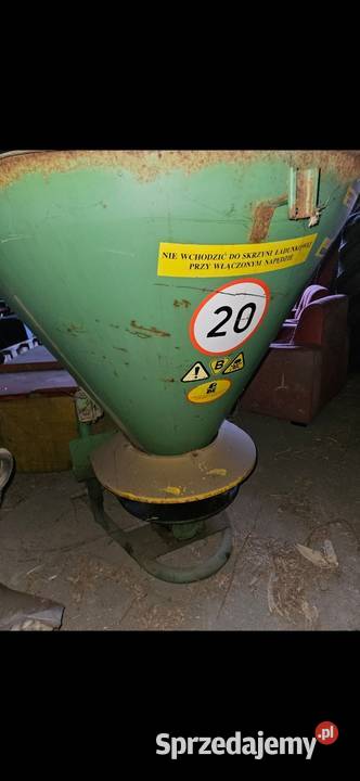 Rozsiewacz nawozu lejek Bąk metalowy nie plastik Ursus