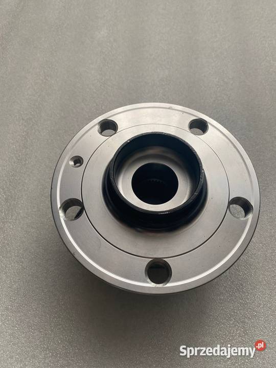 PIASTA Z ŁOŻYSKIEM AUDI A3 8P 1K0498621 3 OTWORY Pilzno sprzedam
