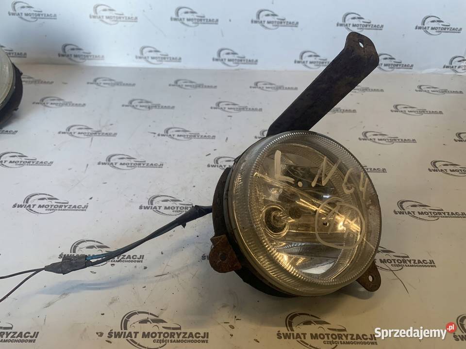 MITSUBISHI L200 07r halogen lewy 2142033M Oświetlenie świętokrzyskie Kielce