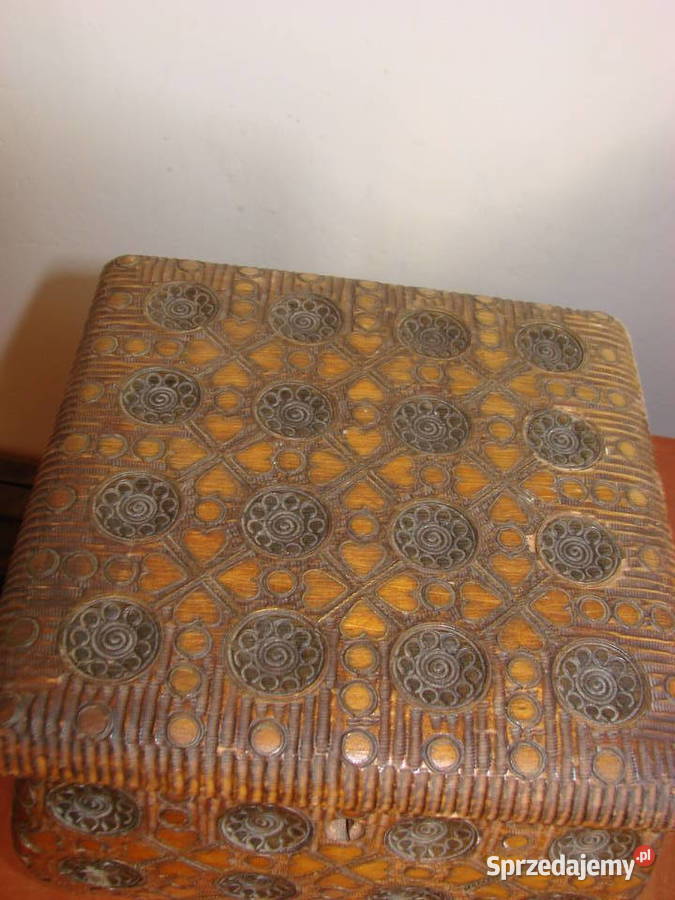 drewniane pudełko PRL Pruszcz Gdański sprzedam