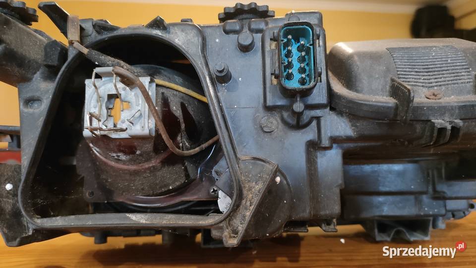 Lampy BMW e38
