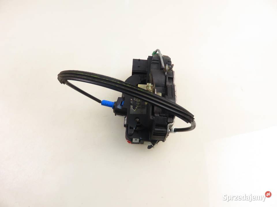 ZAMEK LEWY PRZEDNI OPEL ASTRA J 6 PIN