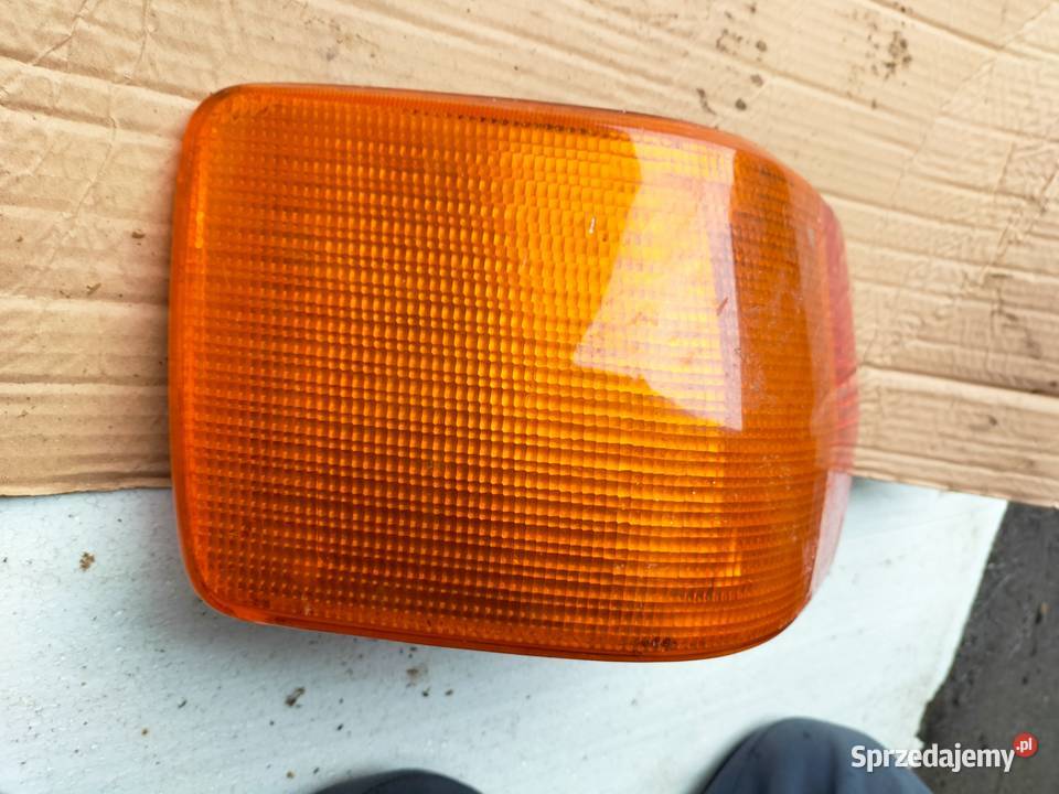 AUDI 100 80 90 B3 B4 lampa tyłl tylna lewa osobowe Kamień-Kolonia