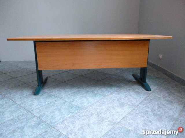 Biurko gabinetowe z maskownicą MARO Poznań