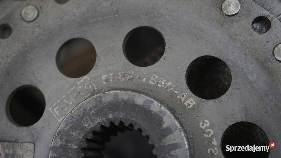 C30 C70 V50 S40 20 D4 13r 177 D5204T sprzeglo Suków