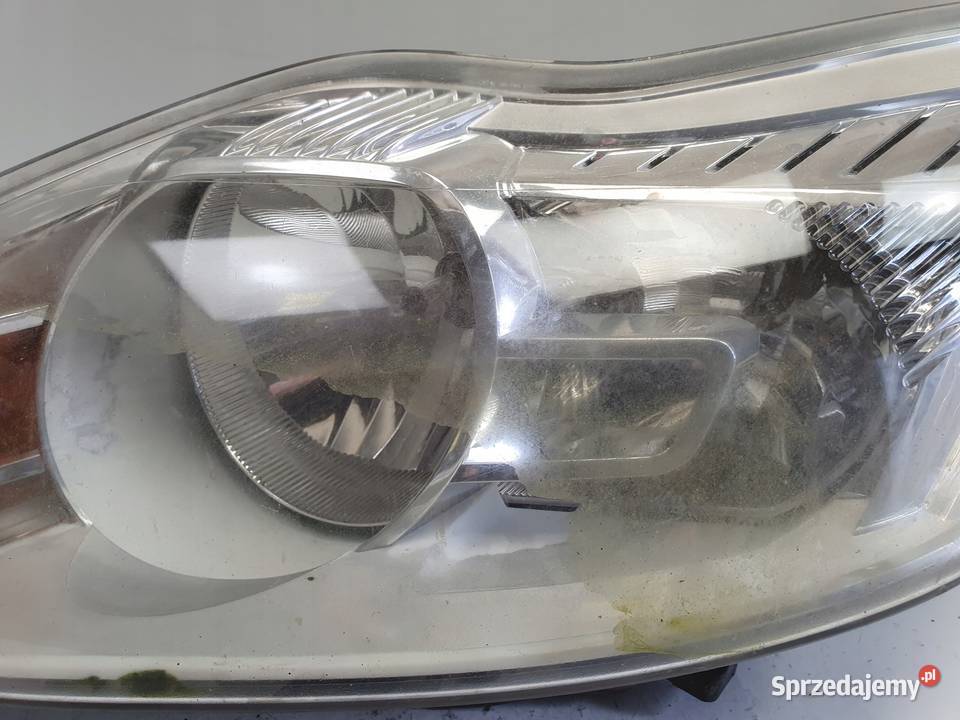 LAMPA LEWA Ford Focus mk2 lift 0711 PRZEDNIA