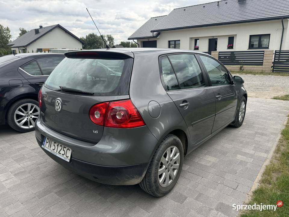 Sprzedam VW Golf 5 16 MPI wlkp 102KM Konin sprzedam