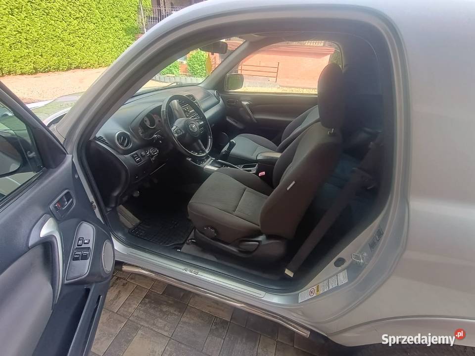 Sprzedam Toyotę rav4 warmińsko-mazurskie Szkody