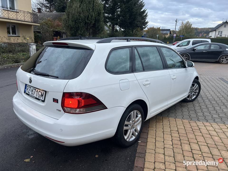 VOLKSWAGEN Golf 6 105 Benzyna 143 Super STAN Rzeszów