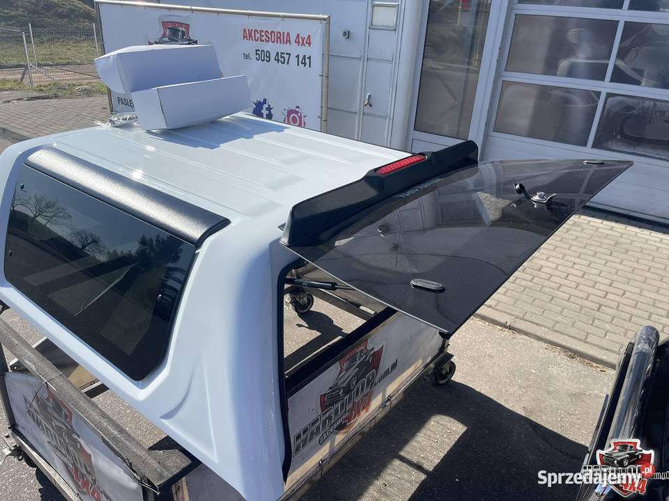 Zabudowa Isuzu D Road Ranger RH03 hardtop pickup terenowe warmińsko-mazurskie Pasłęk