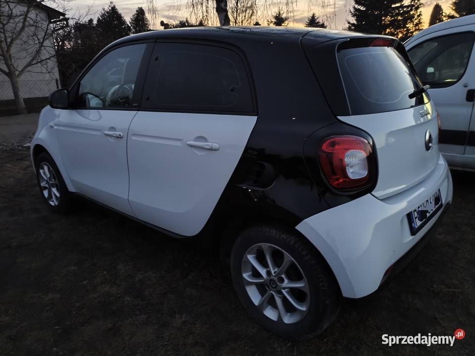 Smart Forfour 453 silnik Renault 10 benz 2016r 58000km