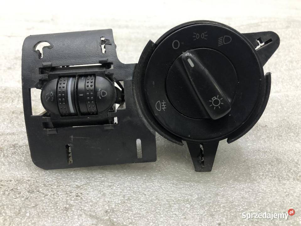 PRZEŁĄCZNIK ŚWIATEŁ VOLKSWAGEN PASSAT B5