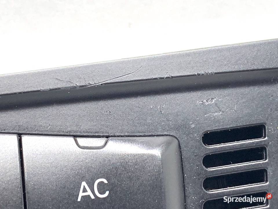 PANEL STEROWANIA NAWIEWU AUDI A4 B8 8T1820043T osobowe