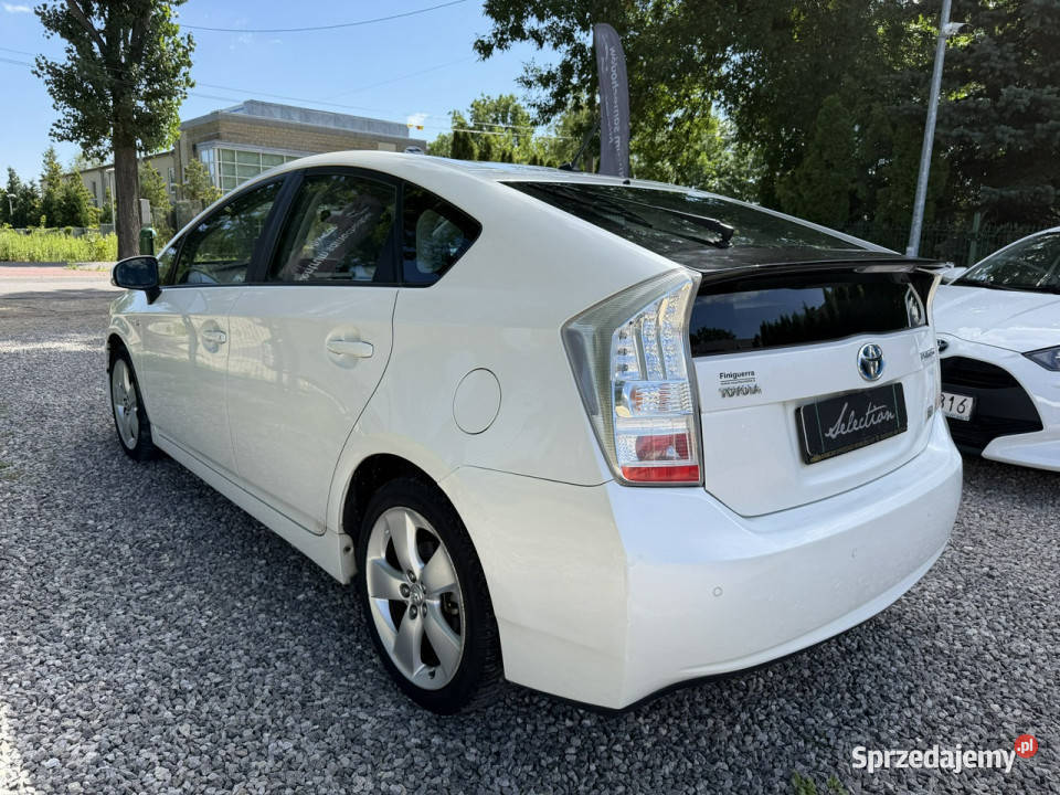 Toyota Prius 18 HSD 136 Serwisowany Bezwypadkowy serwisowany w ASO Otwock Mały