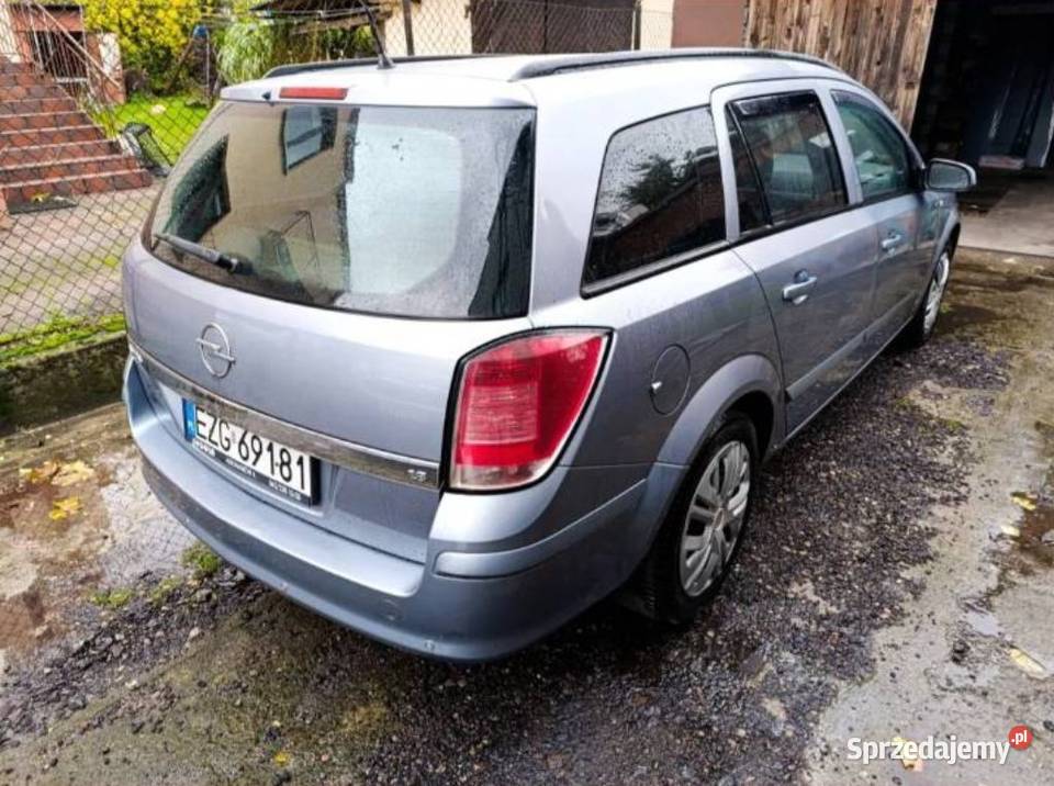 Opel Astra H kombi 18 l 125 bg benzyna+LPG Zgierz