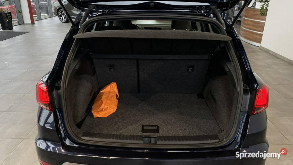 Seat Arona Xperience 10TSI 110 M6 2022 r salon