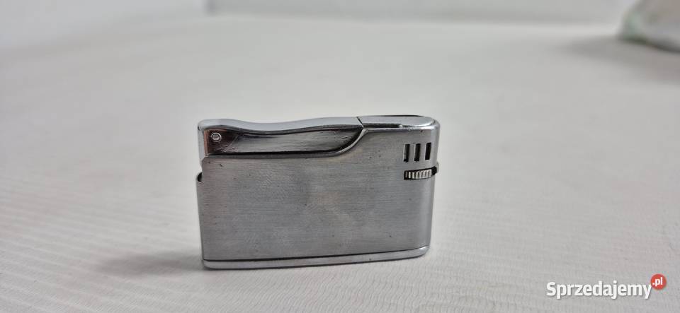 Kultowa Zapalniczka Vintage ApolloK Smoky Bar