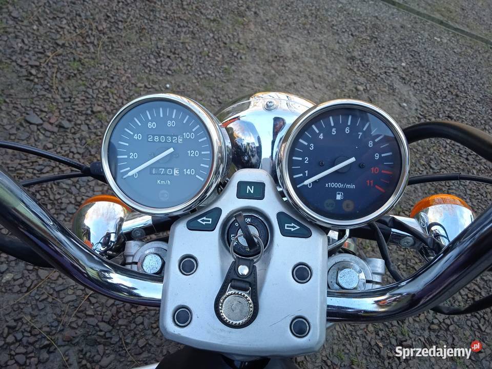 Hyosung Ga 125 wiśniowy Bobowa