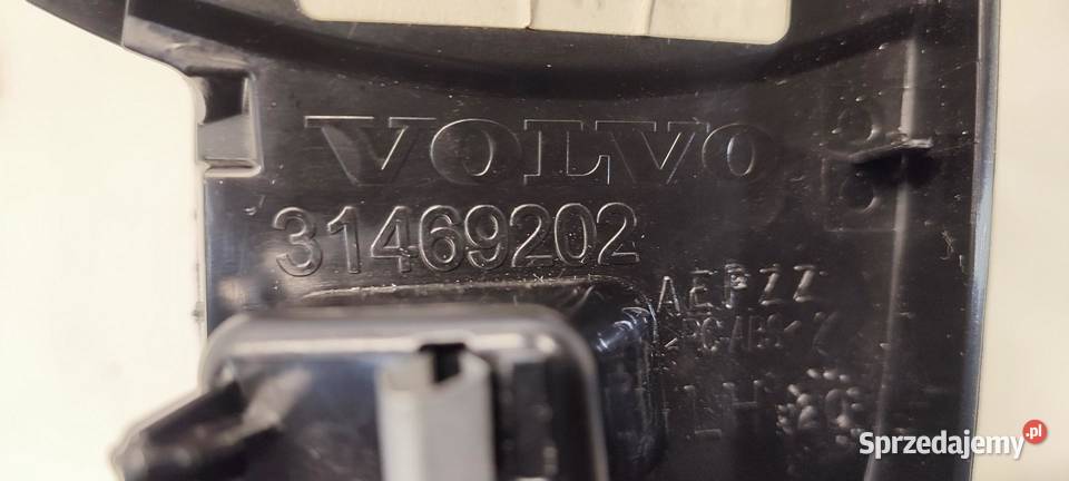 VOLVO XC40 OSŁONA SŁUPKA LEWY TYŁ 31469202 osobowe dolnośląskie