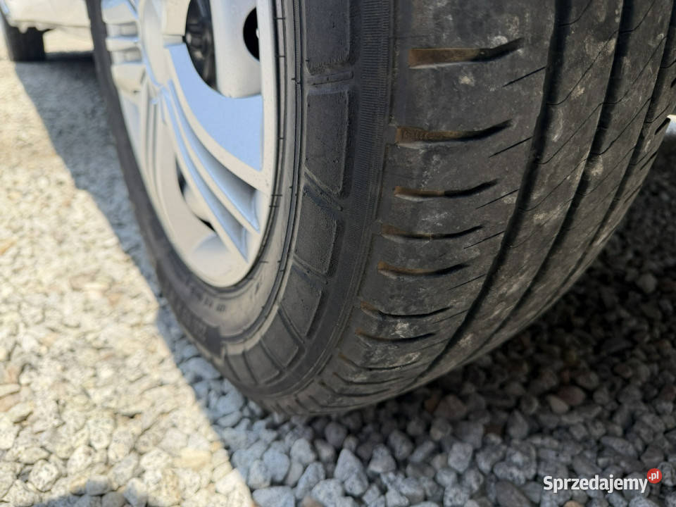 Renault Master L2H2 średniak 7 osobowy wielofunkcyjna kierownica