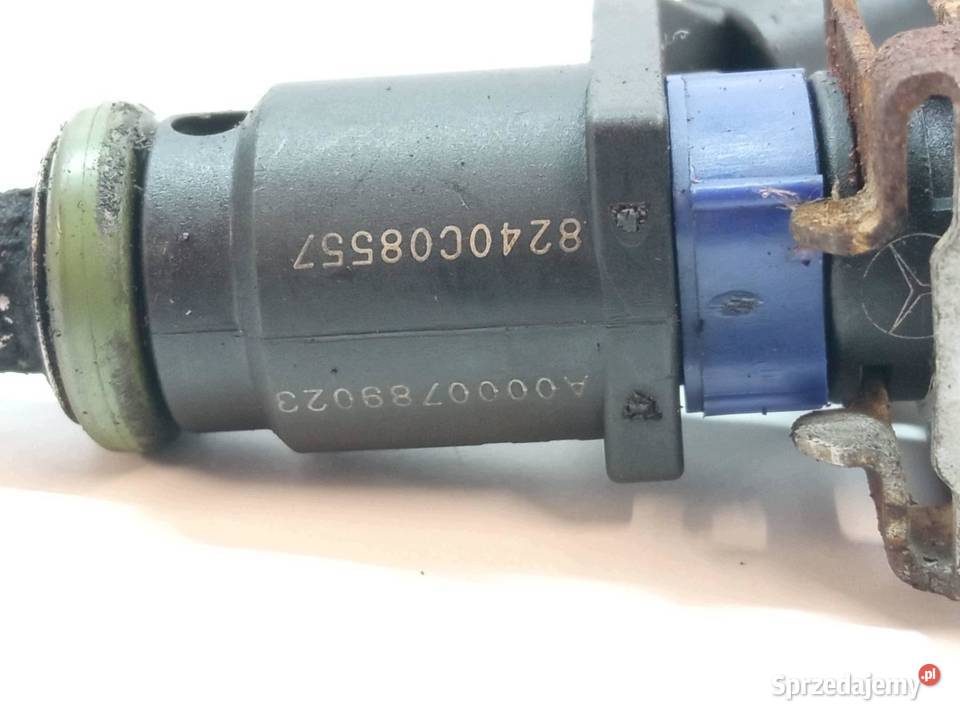 WTRYSKIWACZ A0000789023 15 B MercedesBenz Bklasa