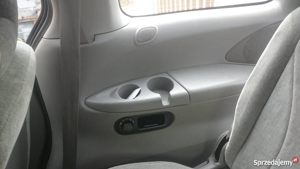 Mazda MPV 20 benzyna 7 osobowa prod 2000 Szczecin