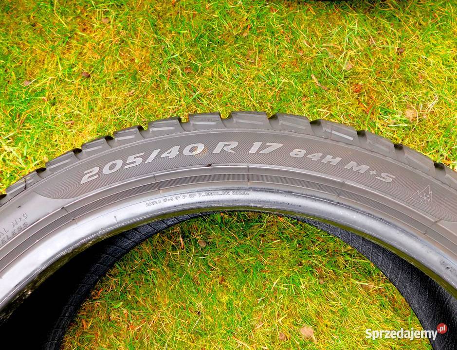 4x opony zimowe Pirelli Sottozero 3 20540R17 Pirelli Tarnów sprzedam
