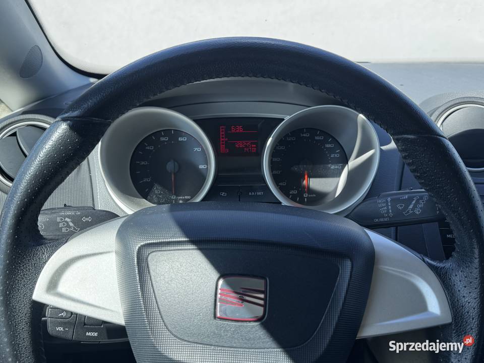 Seat Ibiza 2011r GWARANCJA Niski Przebieg manualna Paniówki sprzedam