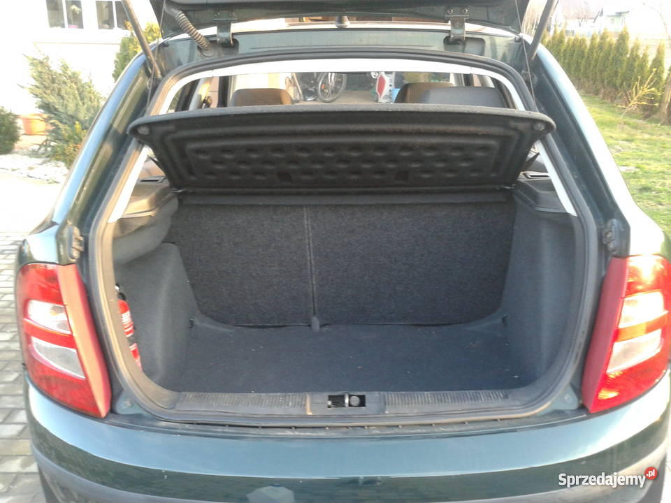 SKODA FABIA 14 2000 r przebieg 60 zielony Dąbrowa