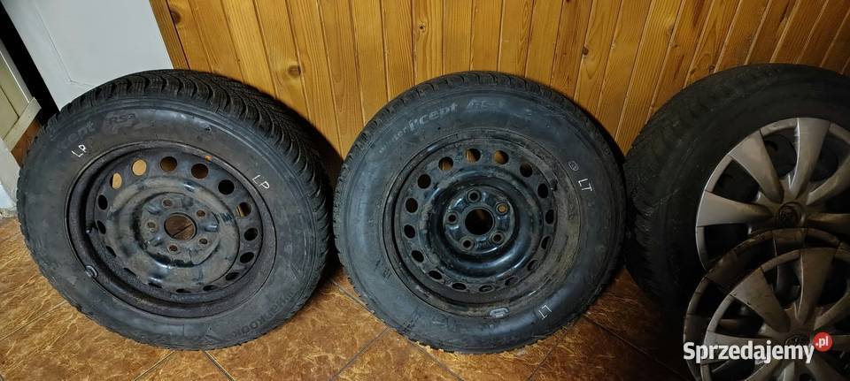 komplet 4x opon zimowych marki Hankook Winter