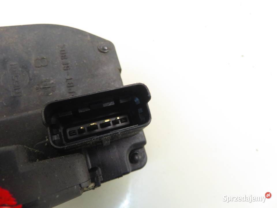 ZAMEK LEWY PRZEDNI NISSAN VERSA I sprzedam