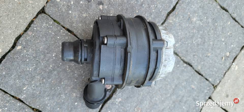 Pompa wody Mercedes Świdnik