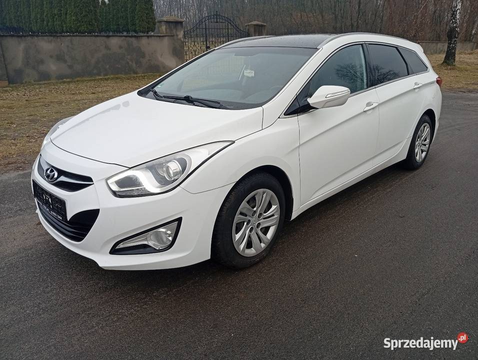 Hyundai i40 Bezwypadkowy Nowe opony Stan 4/5 opolskie Praszka