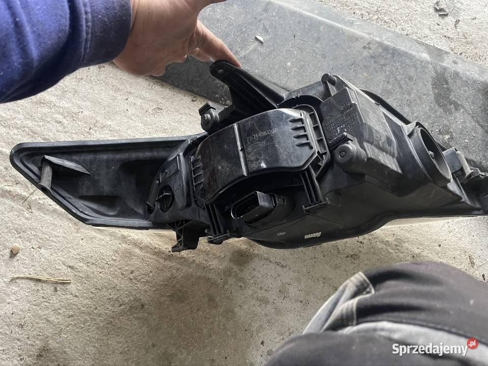 Lampa lampy reflektor ford Mondeo mk4 prawa lewa Syców sprzedam