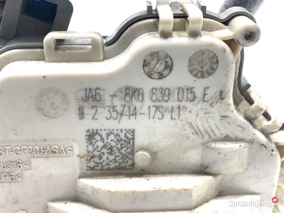 ZAMEK DRZWI LEWY TYŁ AUDI A3 8V SedanLimuzyna